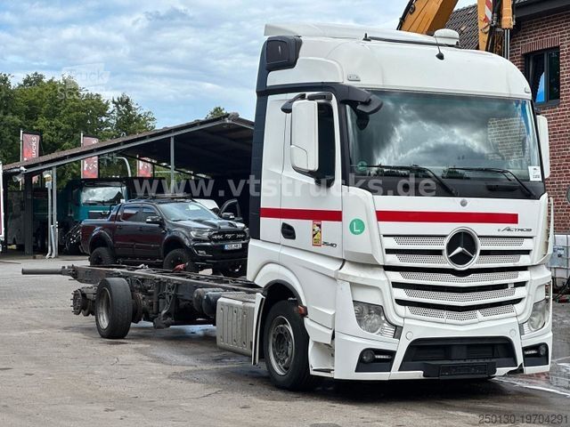 Vrachtwagenchassis MERCEDES-BENZ Actros 2540 6x2 Fahrgestell