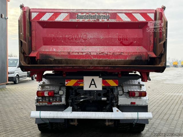 Camion benne MERCEDES-BENZ Arocs 3243 8x4 Kipper Schwarzmuller Bordmatik