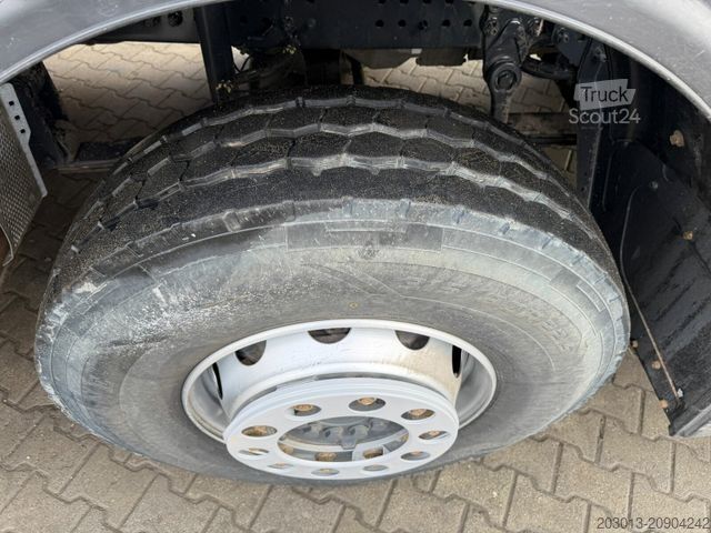 Tovornjak prekucnik MERCEDES-BENZ Arocs 3243 8x4 Kipper Schwarzmuller Bordmatik