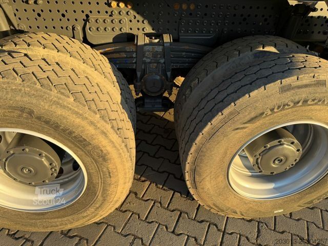 Camion-benne tricar MERCEDES-BENZ AROCS 3345 6x6 Euro 6 Kipper mit Bordmatik