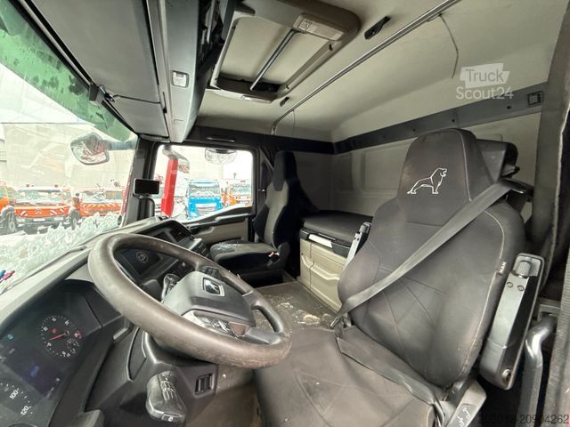 Standaard trekker MAN TGS 22.510 4x4 SZM - Kipphyd. Blatt Luft