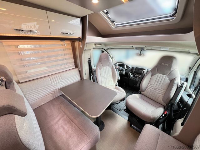 Caravana semiintegrada BÜRSTNER Lyseo TD 690 G