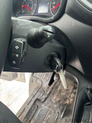 Dubă cu caroserie tip cutie RENAULT Master Koffer/LBW/KLIMA/TEMPO