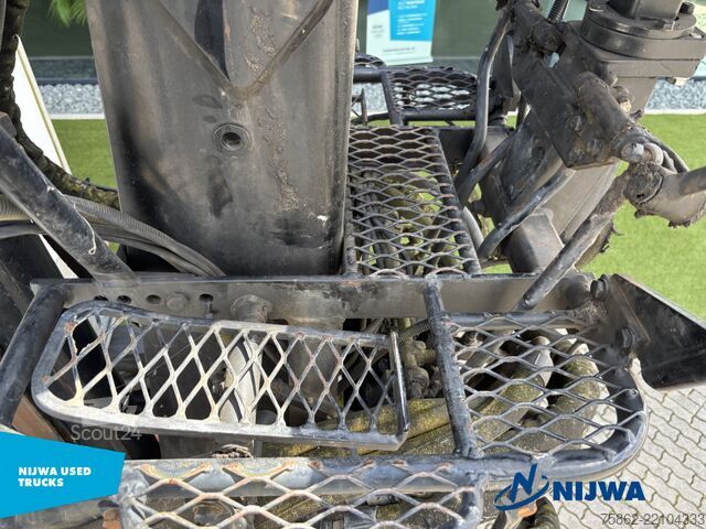 Standard-SZM Volvo FH16 750 6x2/4 i.c.m. KWB P3 oplegger met Hiab ...