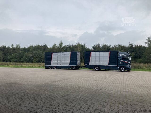 Ciężarówka z przyczepą MAN Tgx 580