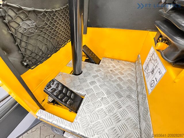 Cărucior cu stivuitor cu 4 căi Combilift C4500 / DUPLEX 4050MM DIESEL POSITIONER