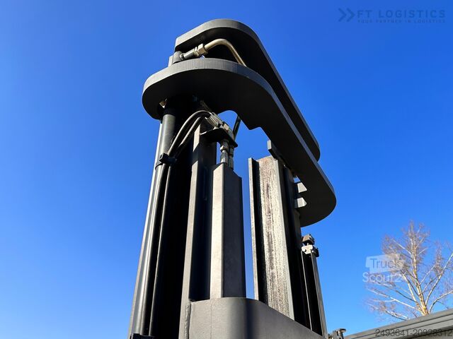 Empilhador de 4 vias Combilift WR / DUPLEX / 4.5M / 2017 / ONLY 30 H