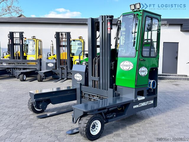 Cărucior cu stivuitor cu 4 căi Combilift C4000 / TRIPLEX / 4900MM / GAS