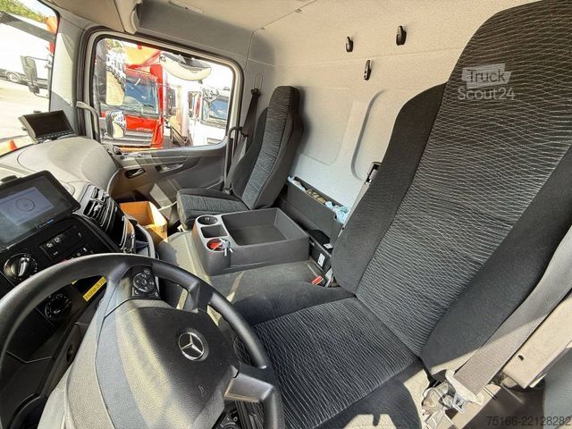 Камион платформа с брезент MERCEDES-BENZ ATEGO 1527 L Pritsche/Plane 7,40 m*AHK+SCHIEBE