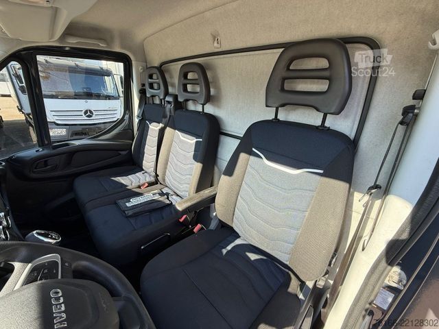 Furgão fechado IVECO 72 C 18 L Koffer 6 m LBW 1 T*Standhzg.*NL 3 T