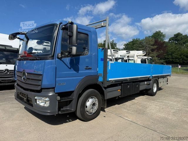 Камион с платформа MERCEDES-BENZ ATEGO 1530 L Pritsche 7,20 m AHK*Nutzlast 9 T