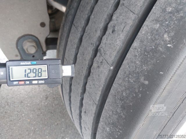 Semiremorcă carosată SCHMITZ CARGOBULL SKO 24/L-Trockenfrachtkoffer- Liftachse-Miete/re