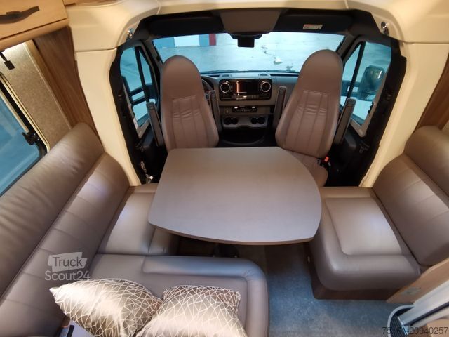 Pusiau integruotas kemperis EURAMOBIL PROFILA T 726 EB /- 2026 - / GOLD - LEVEL  PAKET