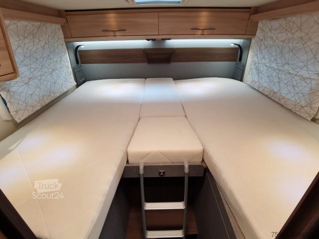 Pusiau integruotas kemperis EURAMOBIL PROFILA T 726 EB /- 2026 - / GOLD - LEVEL  PAKET