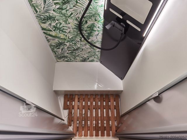 Pusiau integruotas kemperis EURAMOBIL PROFILA T 726 EB /- 2026 - / GOLD - LEVEL  PAKET