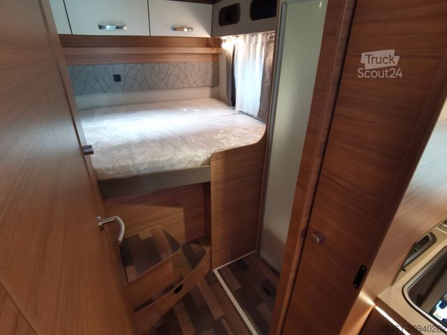 Teilintegriertes Wohnmobil WEINSBERG CARASUITE 650 MG / 140PS / HECKBETT & HUBBETT