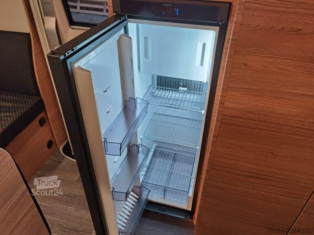 Teilintegriertes Wohnmobil WEINSBERG CARASUITE 700 MEG /155PS /EINZELBETTEN & HUBBETT