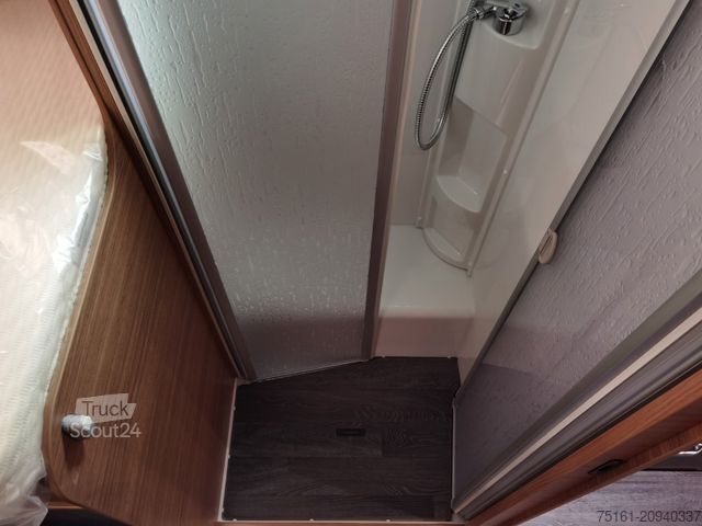 Teilintegriertes Wohnmobil WEINSBERG CARASUITE 700 MEG /155PS /EINZELBETTEN & HUBBETT