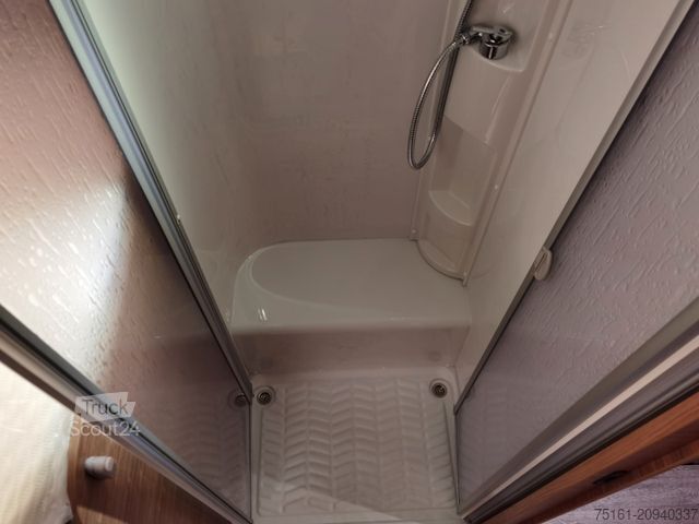 Teilintegriertes Wohnmobil WEINSBERG CARASUITE 700 MEG /155PS /EINZELBETTEN & HUBBETT