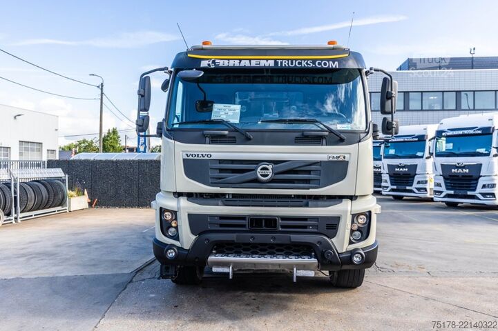 Volquete VOLVO FMX 460 - TIPPER / TRACTOR