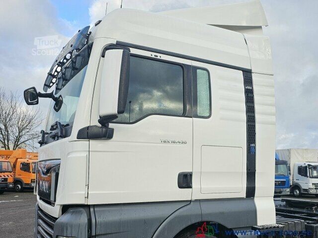 Standard nyergesvontató MAN TGX 18.430 XXL Retarder Deutscher LKW 1.Hand TÜV
