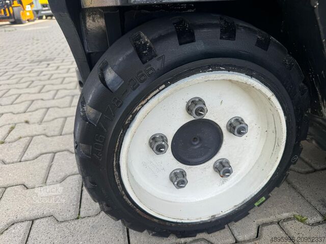  Combilift C2500 EST /Only 1451 hours/ Battery 81%