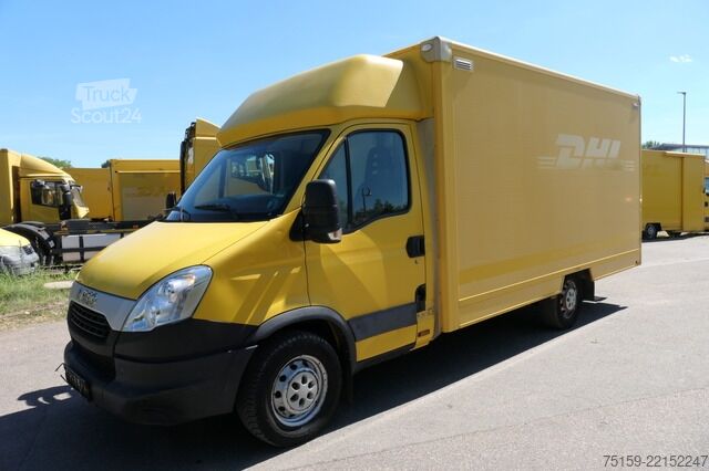 Fourgon tôlé iveco Daily 35 S11 C30C AUTOMATIK KAMERA Regale LUFT DURCHGANG