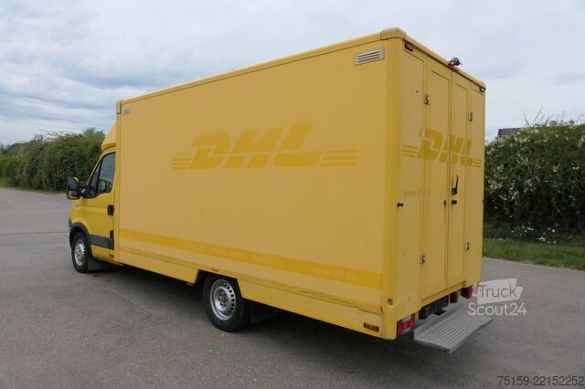Fourgon tôlé iveco Daily 35 S11 C30C AUTOMATIK KAMERA Regale LUFT DURCHGANG EURO-5 CoC