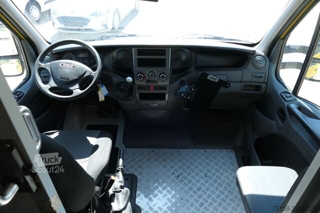 Fourgon tôlé iveco Daily 35 S11 C30C AUTOMATIK KAMERA Regale LUFT DURCHGANG EURO-5 CoC