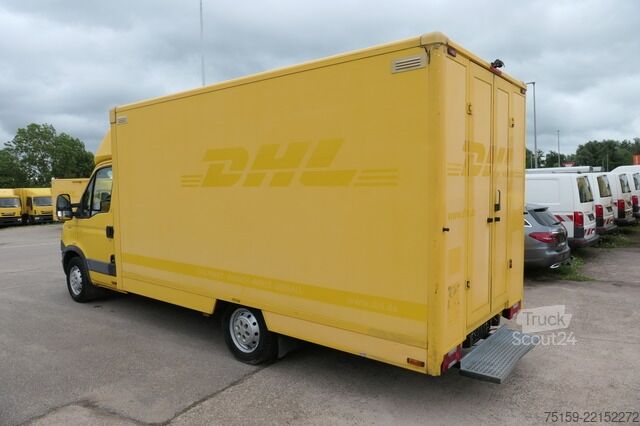 Fourgon tôlé iveco Daily 35 S11 C30C AUTOMATIK KAMERA Regale LUFT DURCHGANG EURO-5 CoC