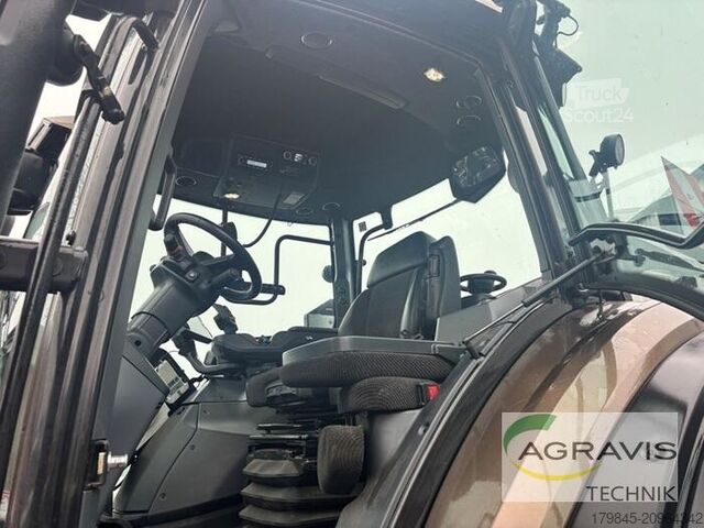 Traktör Valtra Q 245 1A9