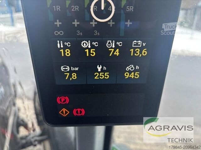 Traktör Valtra Q 245 1A9