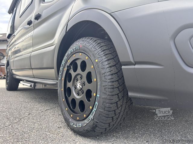 Autorulotă SUNLIGHT Cliff 4x4 Greentrek 590 MATT GRÜN DELTA RAPTOR