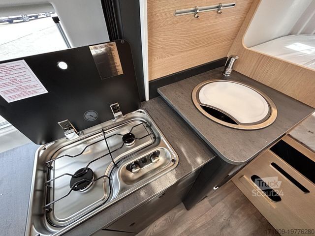 Autorulotă SUNLIGHT Cliff 4x4 Greentrek 590 MATT GRÜN DELTA RAPTOR