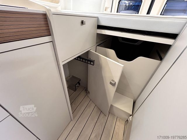 Kastenwagen Wohnmobil / Campervan WESTFALIA Columbus 600 D 140PS 8G Schlafdach SOLAR SKYVIEW