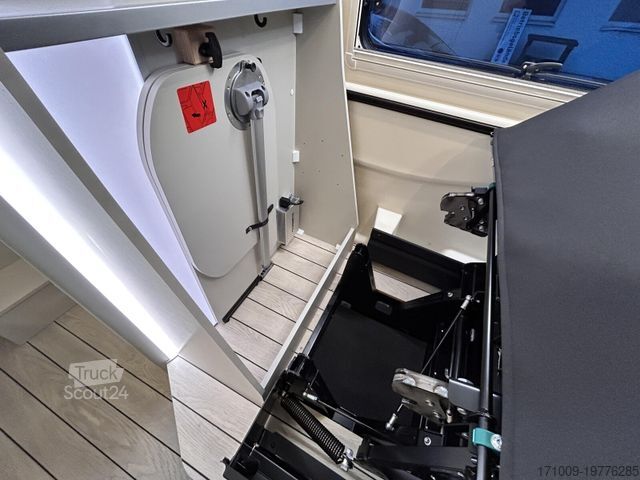 Kastenwagen Wohnmobil / Campervan WESTFALIA Columbus 600 D 140PS 8G Schlafdach SOLAR SKYVIEW