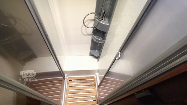 Halvintegrert bobil CARADO T 339 sehr gepflegt