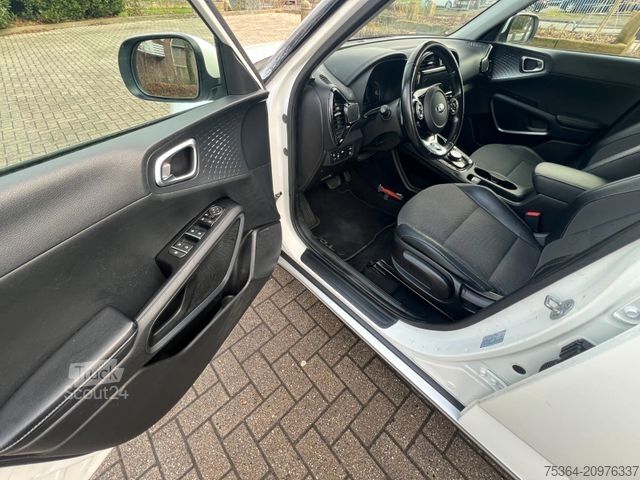 Fourgon KIA Soul e-Soul DynamicLine 64 kWh LED Navi Kamera