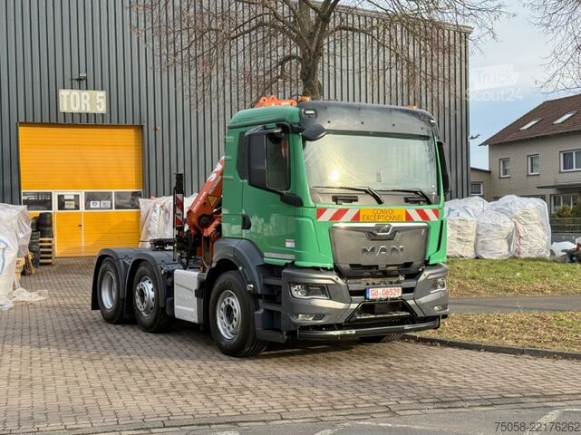Cabeza tractora MAN TGS 26.510 - 1. Hand - 131 TKm - Kran