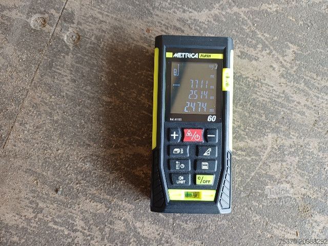 Vrachtwagen met bakwagen IVECO EUROCARGO ML160E28