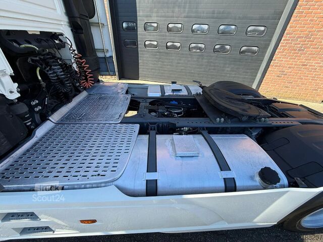 Estándar-SZM DAF XF 480 SSC Super Space 2x tank ACC LED 377.993K...