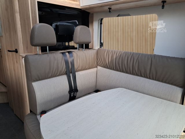 Halvintegrerad husbil EURAMOBIL Profila T PT 660 EB Dachklima/Mark./Mondial