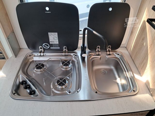 Halvintegrerad husbil EURAMOBIL Profila T PT 660 EB Dachklima/Mark./Mondial