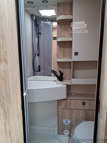 Halvintegrerad husbil EURAMOBIL Profila T PT 660 EB Dachklima/Mark./Mondial