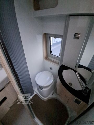 Campervan PÖSSL 2Win Vario Citroen 165 PS Mark./AHK/Navi/Solar