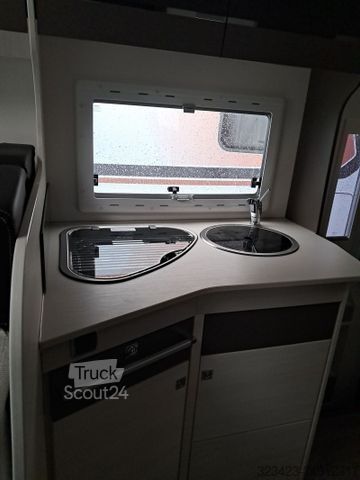 Alkovhusbil CHAUSSON Flash C656 Sat,Solar,TV,Markise