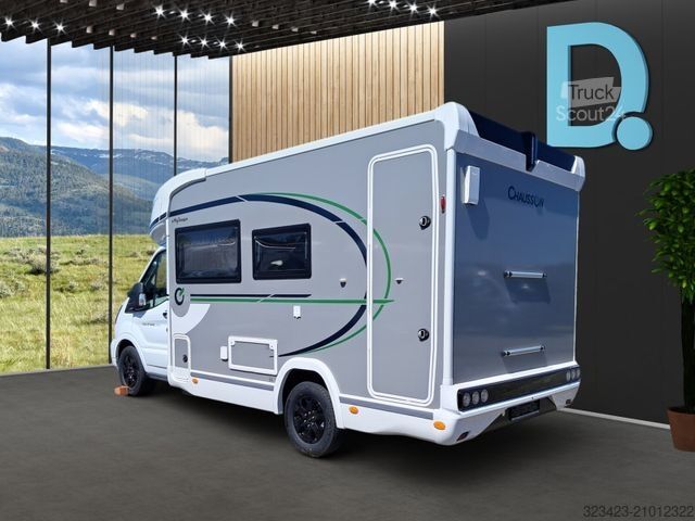Halvintegrerad husbil CHAUSSON Teilintegriert Etape Line 650 Dörr Sonderedition