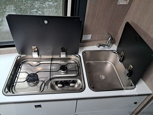 Camping-car PÖSSL Roadcruiser Revolution Citroen Premium, 180 PS