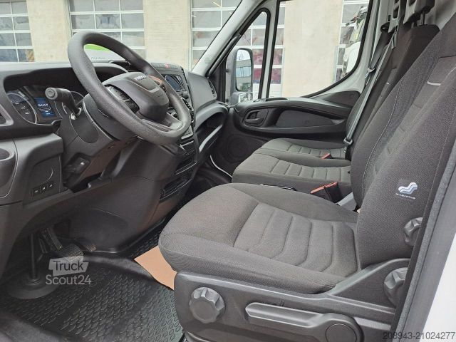 Box van IVECO Daily Koffer//LBW 70C18HA8/P