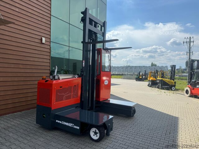 чотири-напрямний навантажувач Combilift C3000GST / LPG /Triplex 8300 mm/Perfect